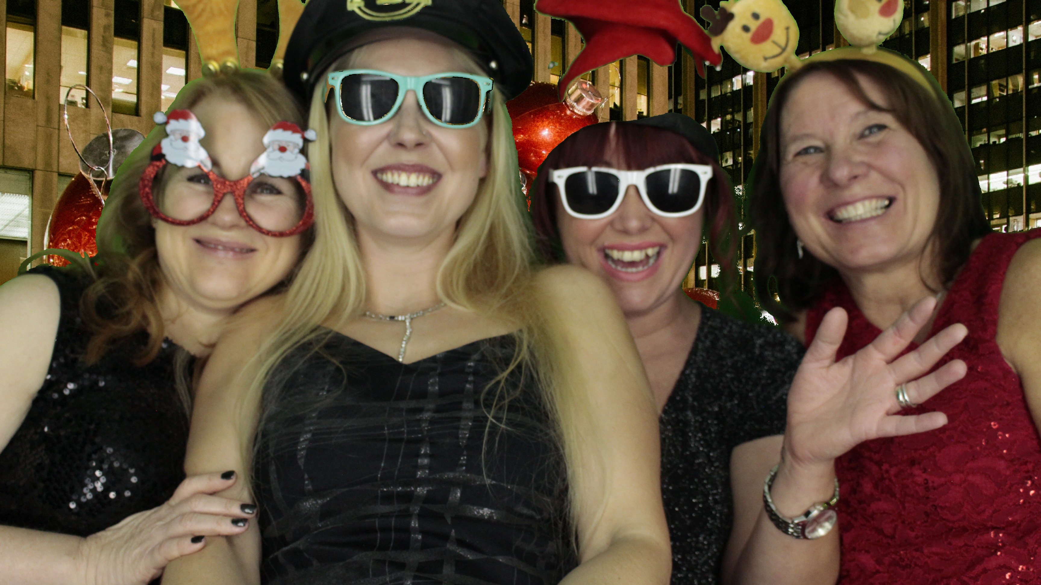 Portsmouth Water Christmas Party | View more photos from the event at gallery.myphotoboothexperience.co.uk/u/MyPhotoBoothExperienceLtd/Portsmouth-Water-Christmas-Party